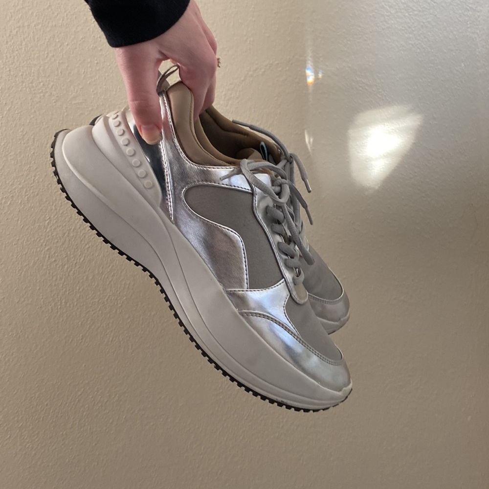 Zara laminated sneakers size 9
